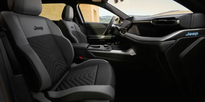 sedili e interni di nuova jeep compass autofrancia torino