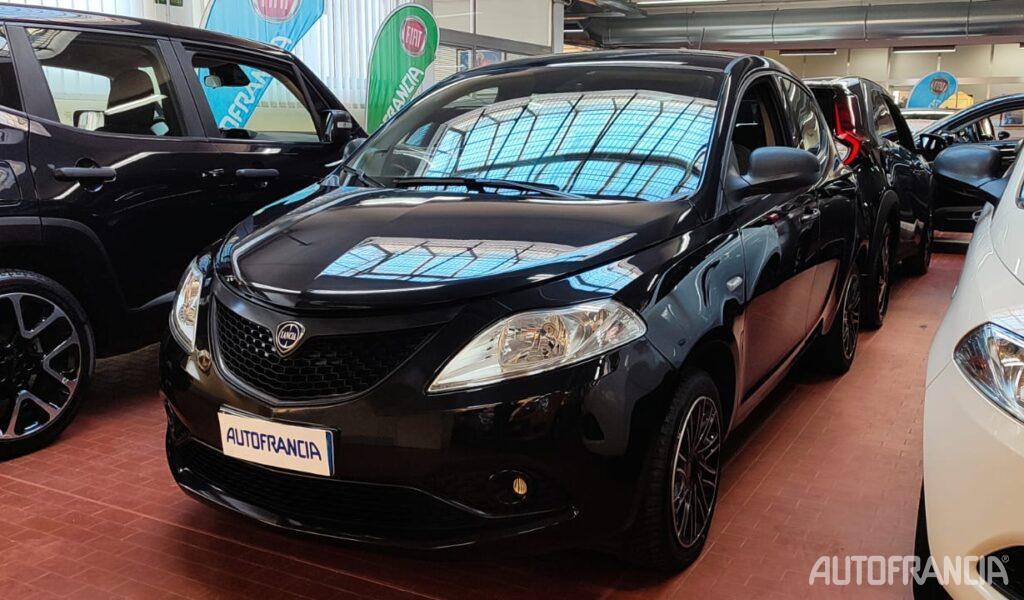 LANCIA YPSILON 1.2 69 CV SILVER