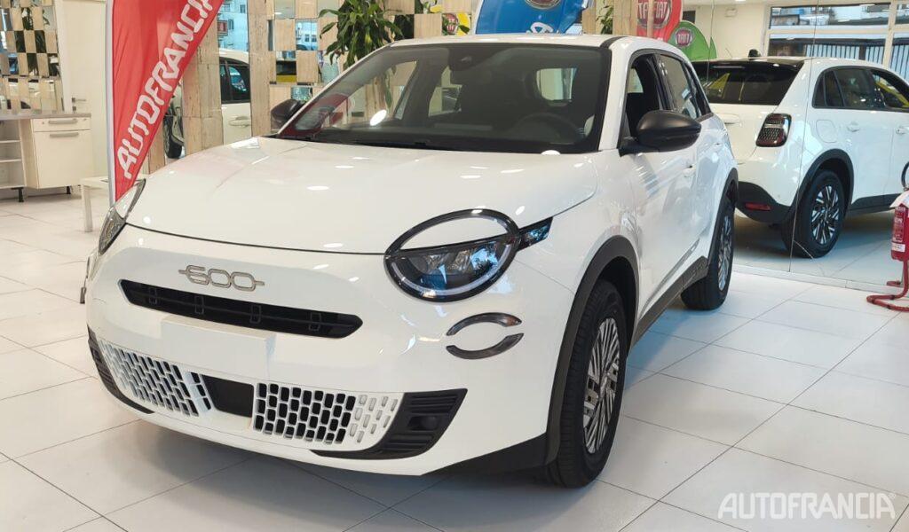 FIAT 600 1.2 HYBRID 110CV CAMBIO AUTOM.