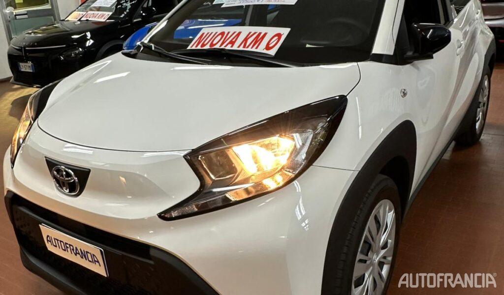 TOYOTA AYGO X ACTIVE 1.0 72 CV CVT