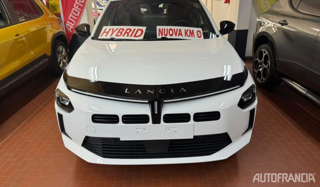 LANCIA YPSILON 1.2 HYBRID 110 CV